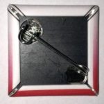 Anstecker von hinten web